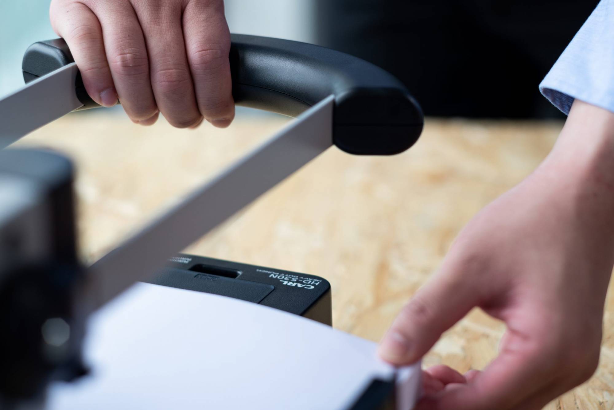 Carl Heavy Duty 2Hole Punch HD530N Kuching Sincere