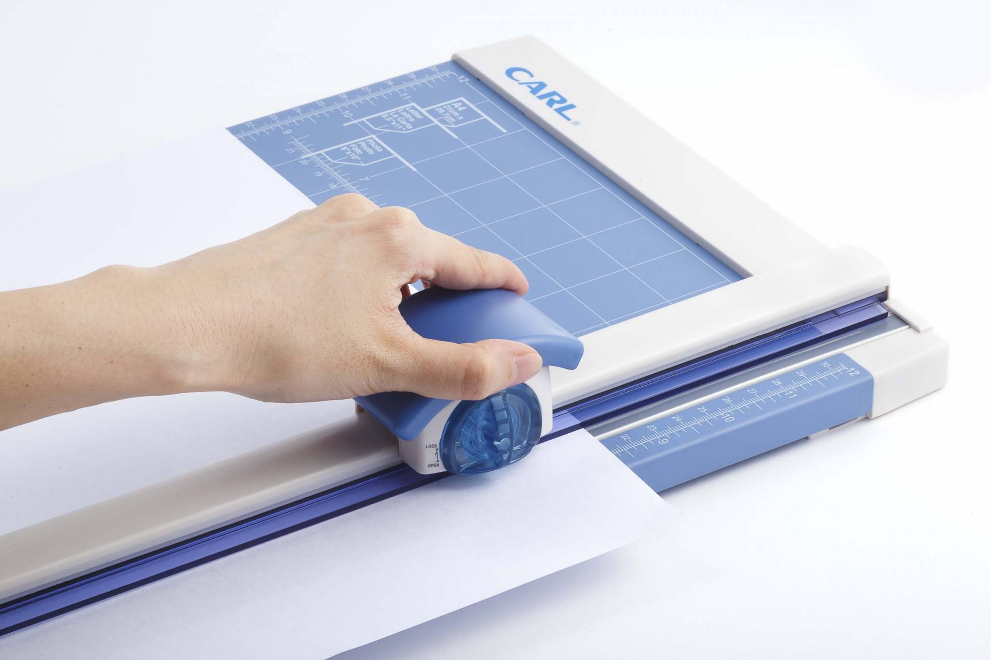 Carl Paper Trimmer A4 RT-200 | Kuching Sincere